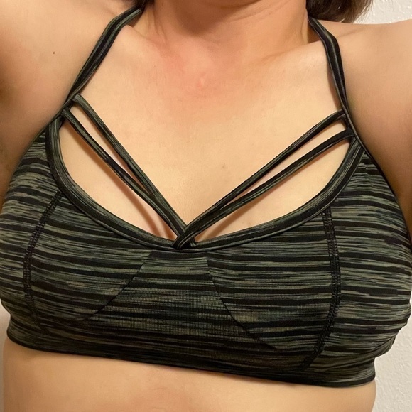 Scorpio Sol Green Black Stripe Workout Bra Size Small - Picture 2 of 7